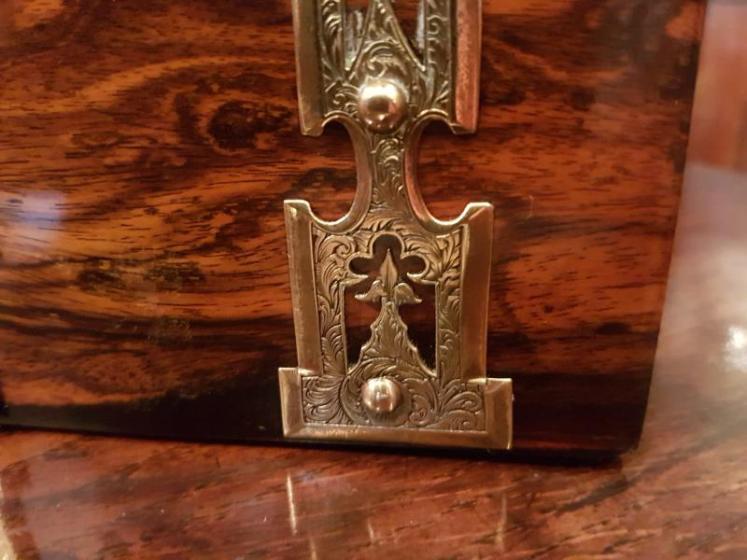 Outstanding Quality Early Victorian Coromandel Tea caddy - Image 3