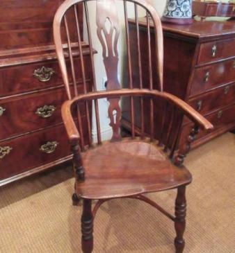 Early Victorian Antique Ash and Elm Windsor Chair