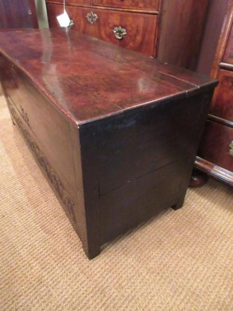 Superb 17th Century Oak Carved Front Coffer c.1670 - Image 5