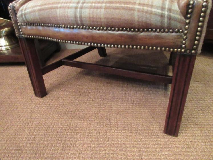 Superb 19th Century Antique Leather Wing Back Armchair - Image 4