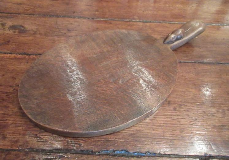 Mouseman Adzed Oak Cheeseboard - Image 5
