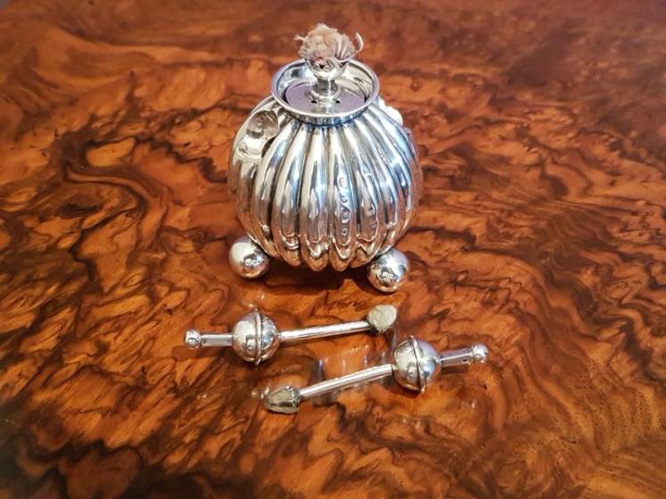 Victorian Antique Novelty Silver Grenade Table Lighter - Image 2