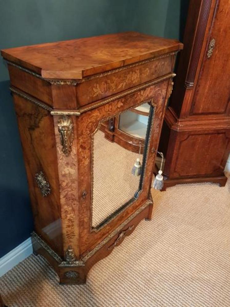 Fine Quality Victorian Inlaid Walnut Mirror Door Side Cabinet - Image 2