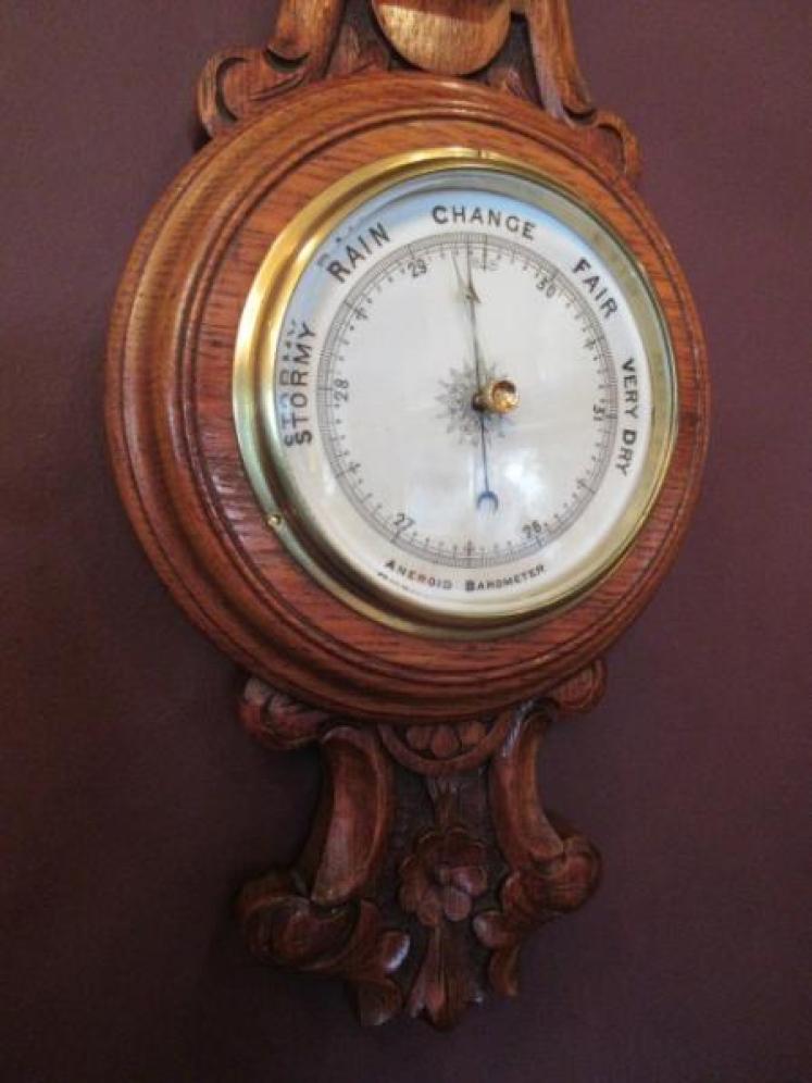 Small Mid Victorian Antique Oak Banjo Barometer - Image 2