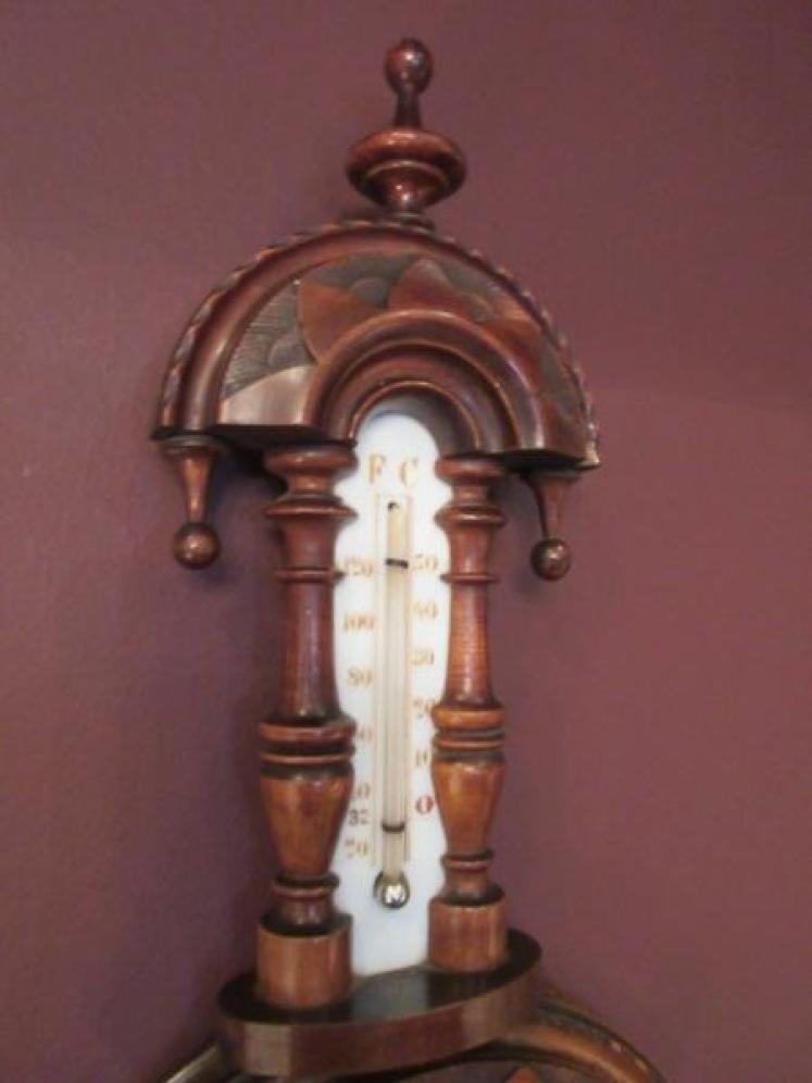 Small Victorian Antique Walnut Pendant Barometer - Image 3