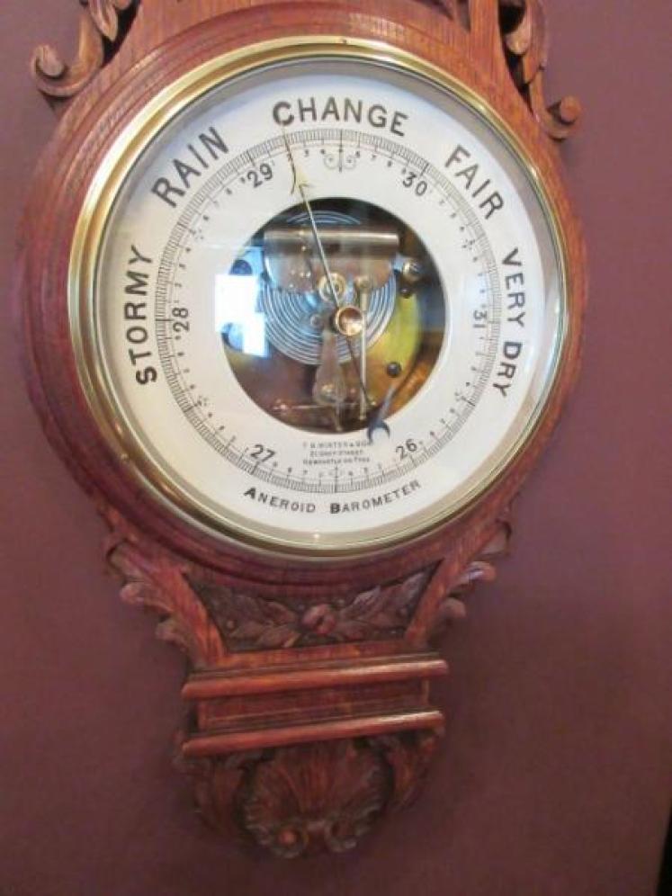 Victorian Oak Banjo Barometer with Skeletonised Movement - Image 2