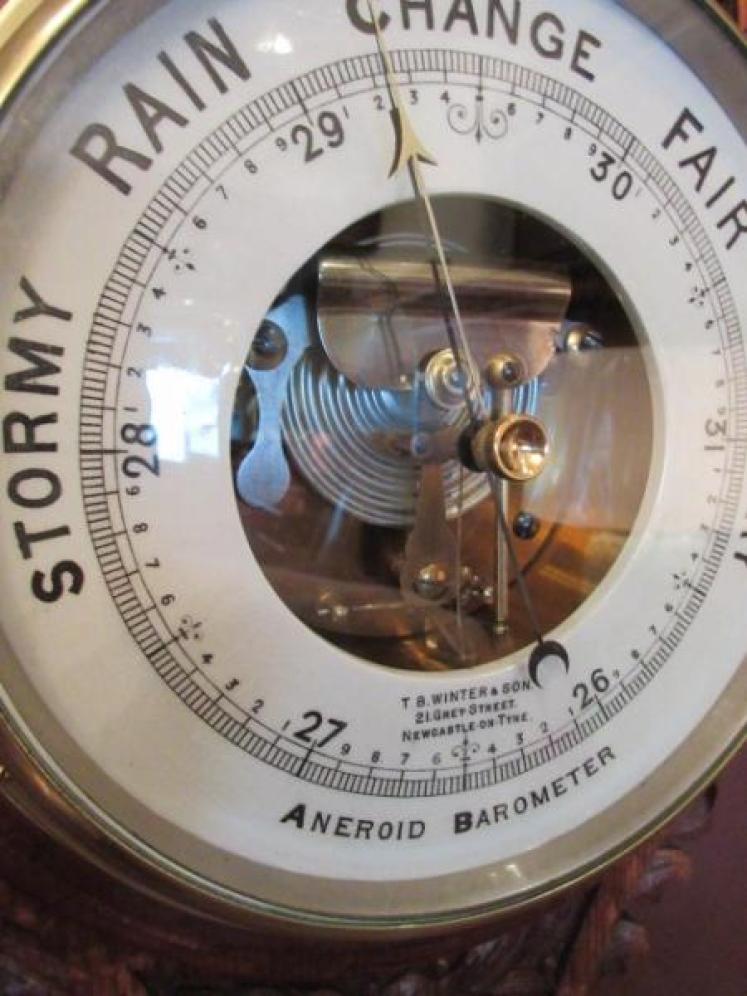 Victorian Oak Banjo Barometer with Skeletonised Movement - Image 3