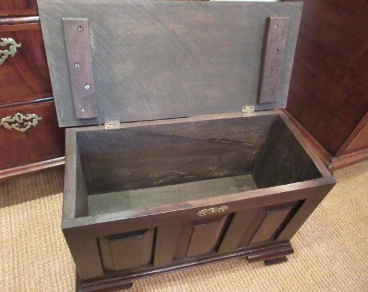 Small George II Style Antique Oak Coffer - Image 3