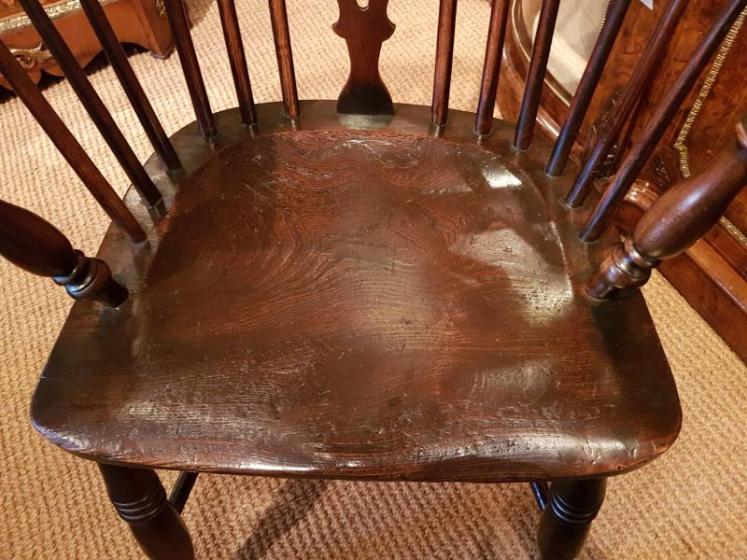 Antique Ash and Elm Low Back Windsor Chair - Image 2