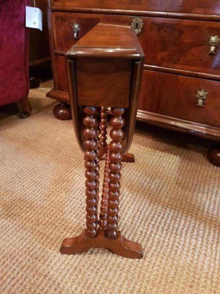 Victorian Figured Walnut 'Baby' Sunderland Table - Image 4