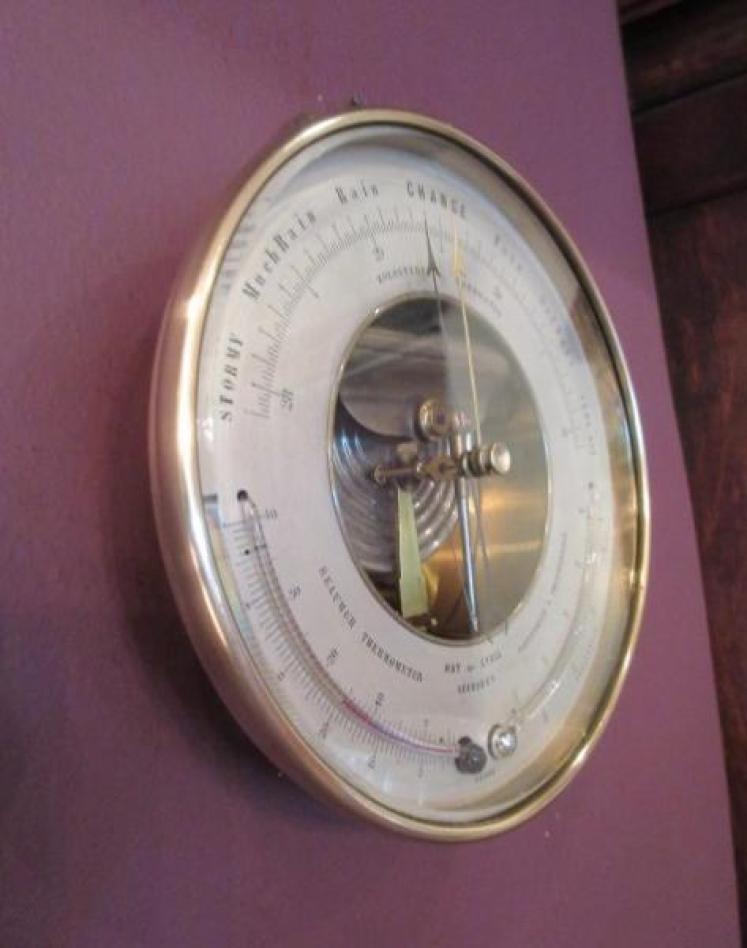 Antique Bronze Cased Twin Thermometer Marine Barometer - Image 4