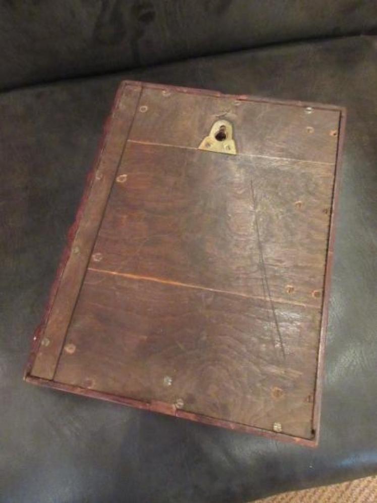 Large Victorian Walnut Perpetual Bank Wall Calendar - Image 4