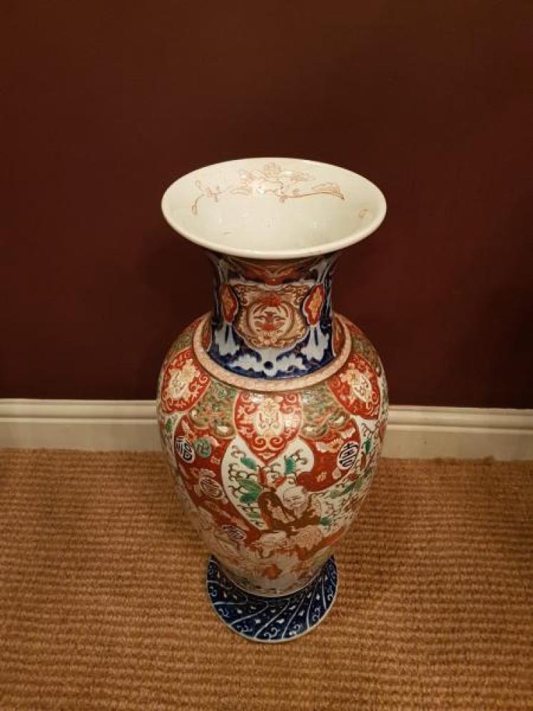 Superb Large Antique Imari Vase - Image 3