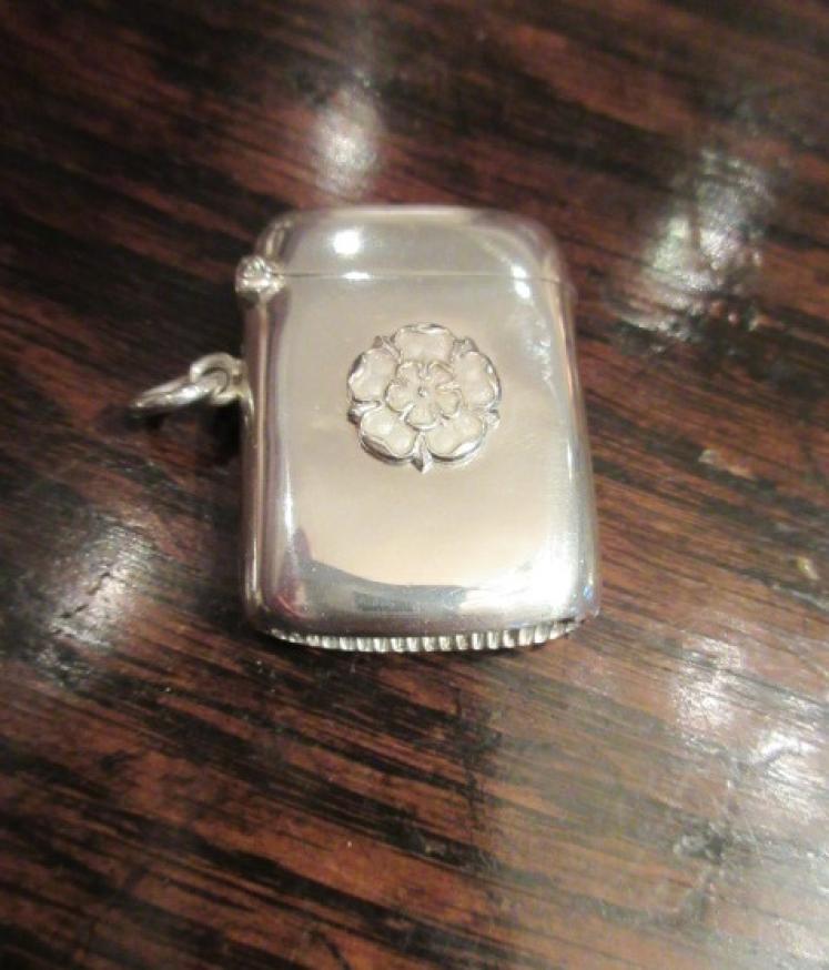 Edwardian Silver Yorkshire White Rose Vesta Case - Image 5
