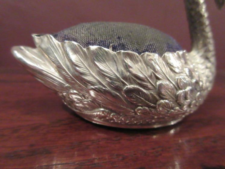 Large Edwardian Antique Silver 'Swan' Pin Cushion - Image 3