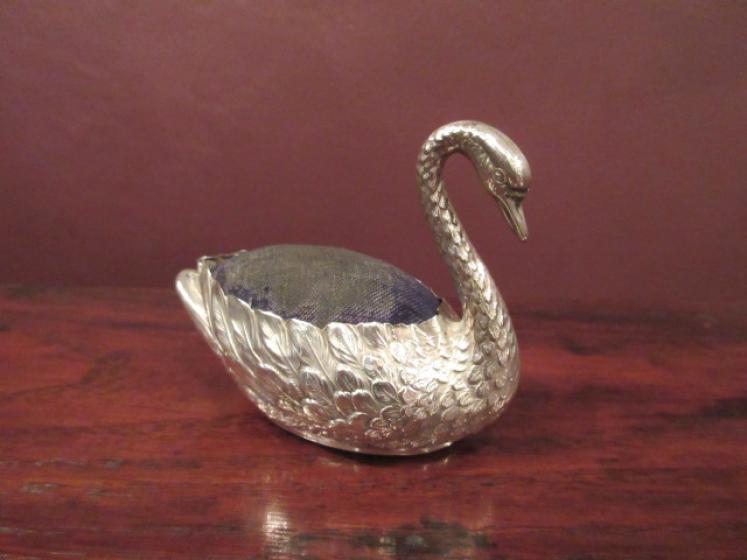 Large Edwardian Antique Silver 'Swan' Pin Cushion - Image 5