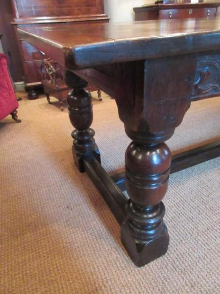 Superb George I Period Oak Refectory Table - Image 3