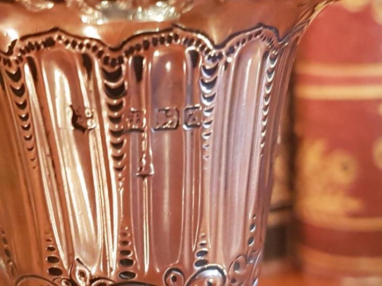 Early Victorian Silver Egg Cup - Image 4