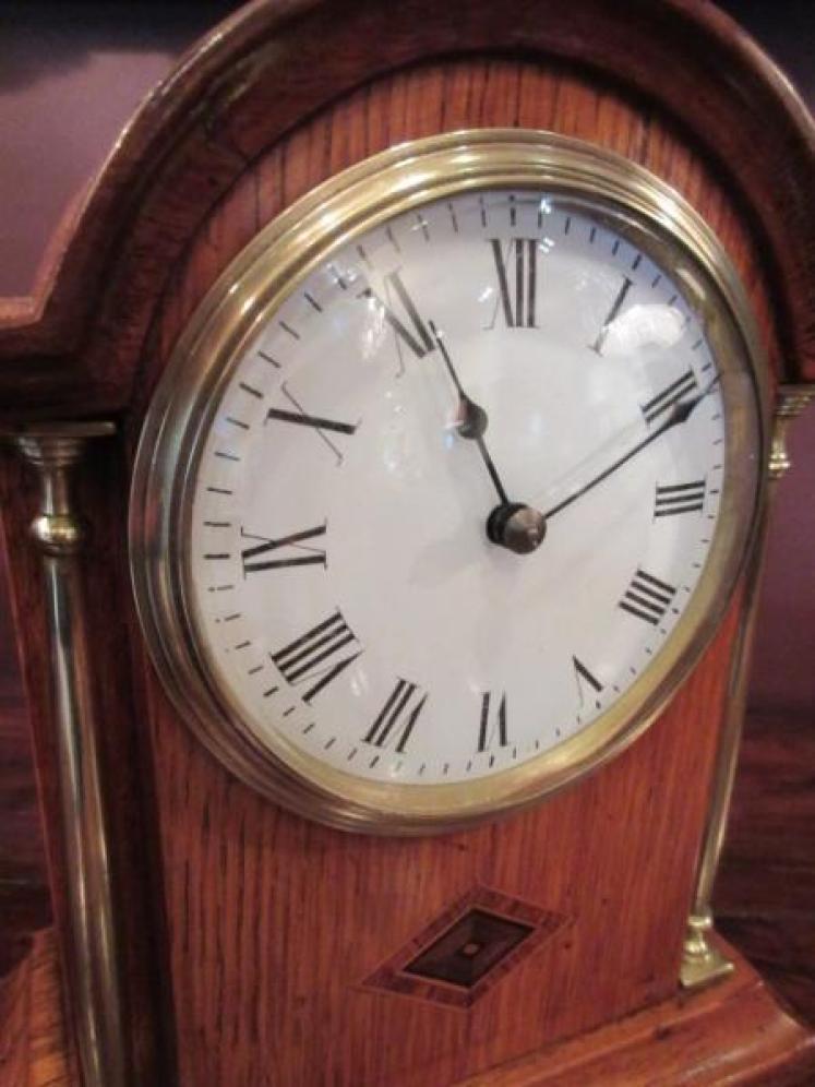 Edwardian Polished Oak Inlaid Mantel Clock - Image 5