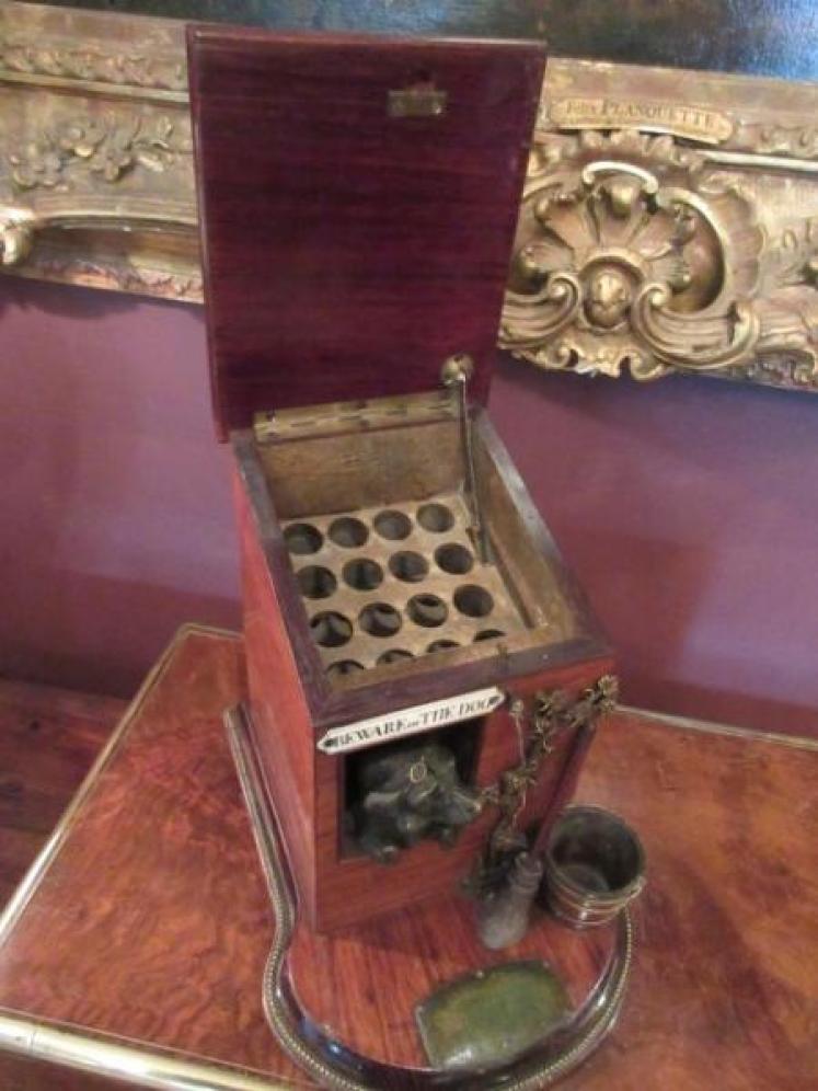 Very Unusual Mid Victorian Rosewood Novelty Humidor - Image 3