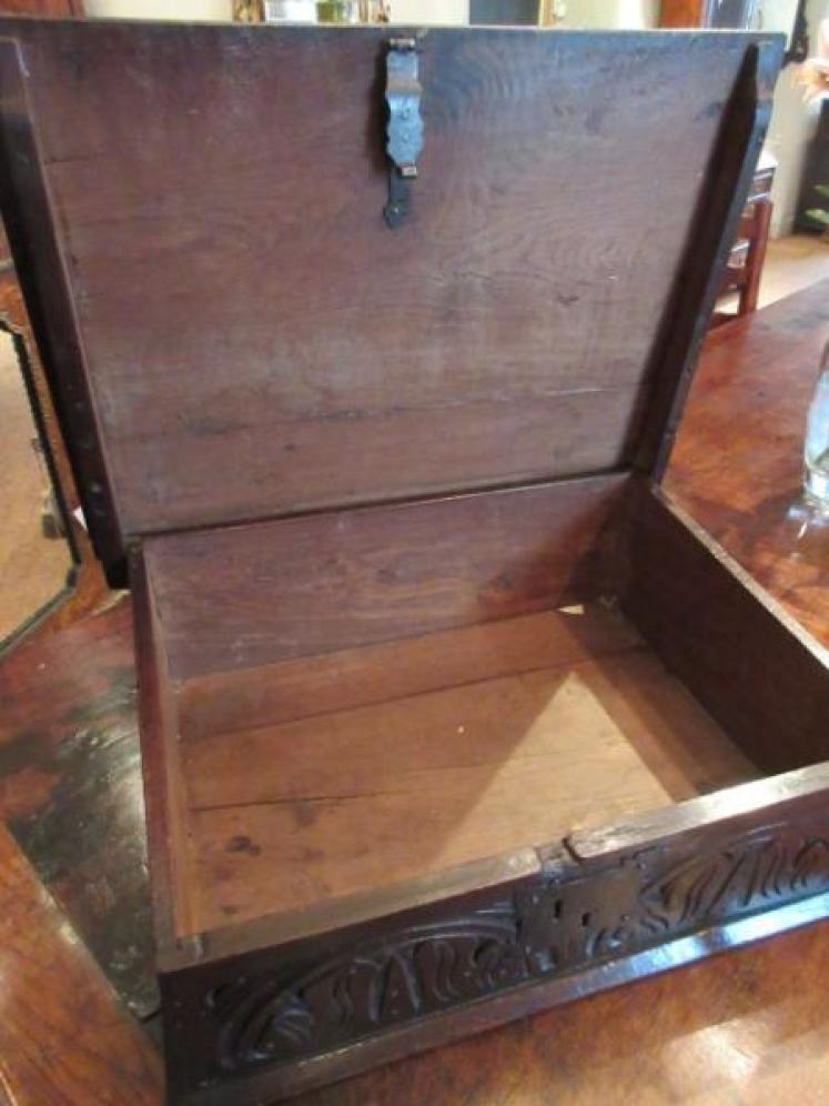Early Period Antique Oak Deed Box.c.1700 - Image 4