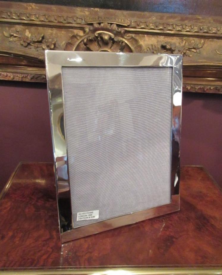 Large Edwardian Antique Silver Photo Frame - Image 1