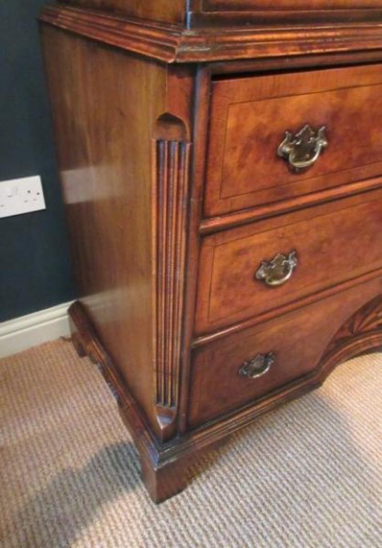 Superb Antique Burr Walnut Sunburst Chest on Chest - Image 5
