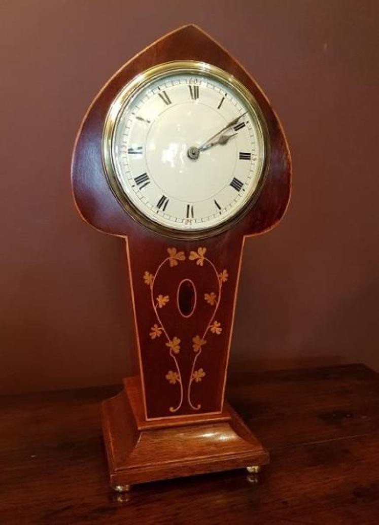 Elegant Art Nouveau Period Inlaid Mantel Clock - Image 1