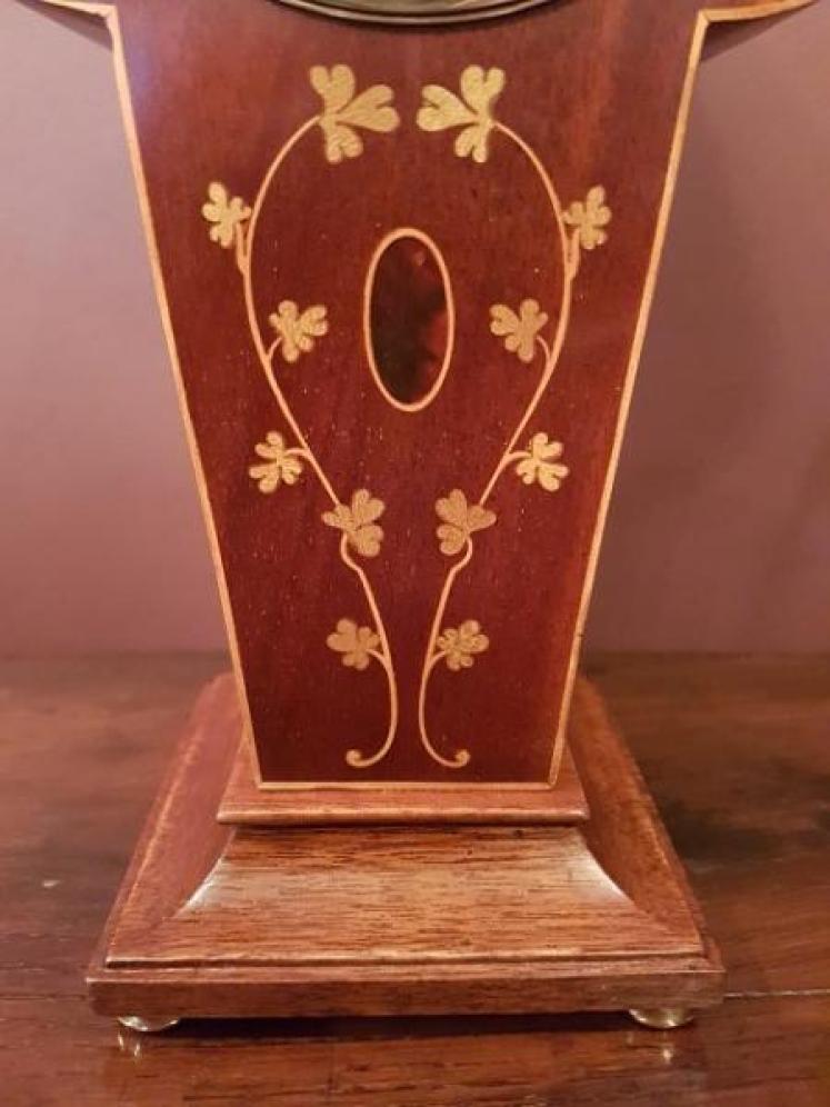 Elegant Art Nouveau Period Inlaid Mantel Clock - Image 3