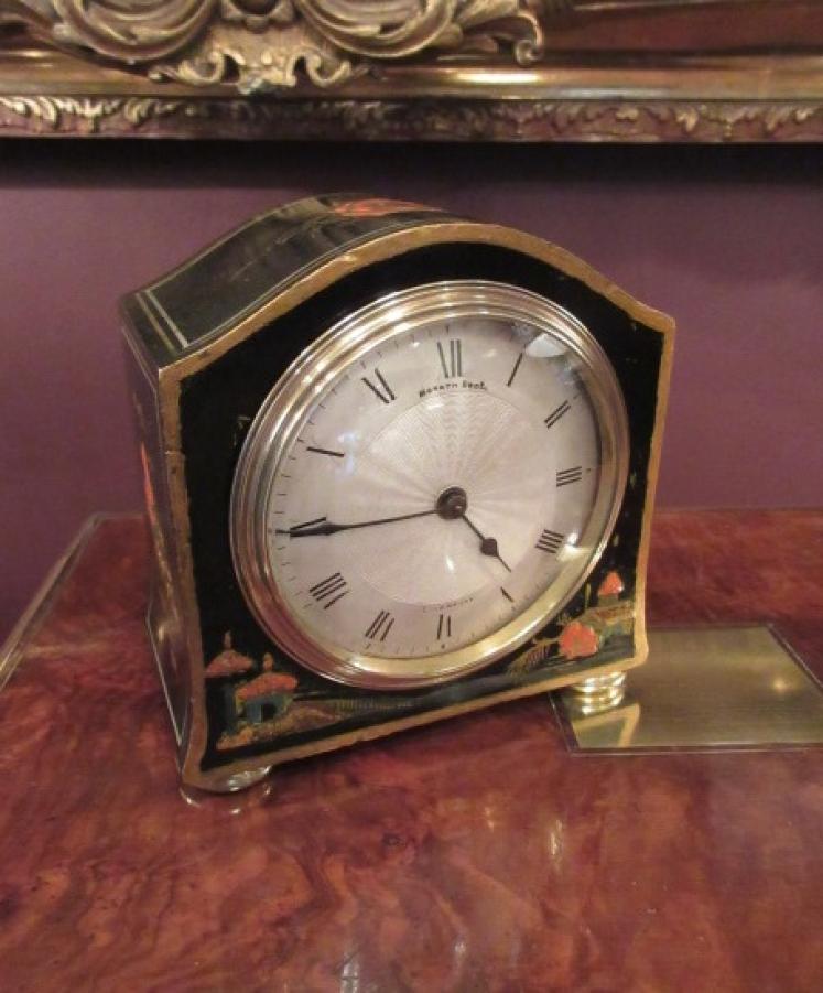 Small Edwardian Chinoiserie Lacquered Mantel Clock - Image 1