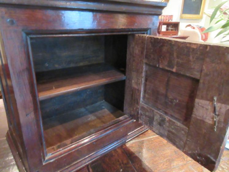 George I Period Oak Spice Cupboard.c.1720 - Image 4