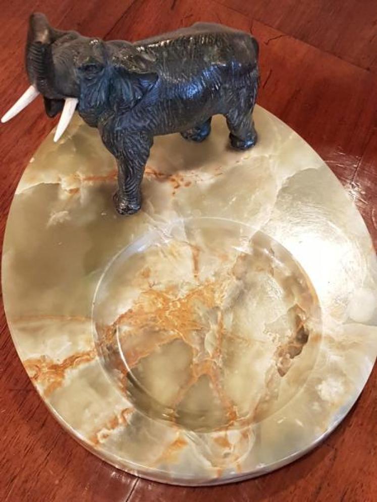 1920's Bronze Elephant Desk Tidy - Image 4