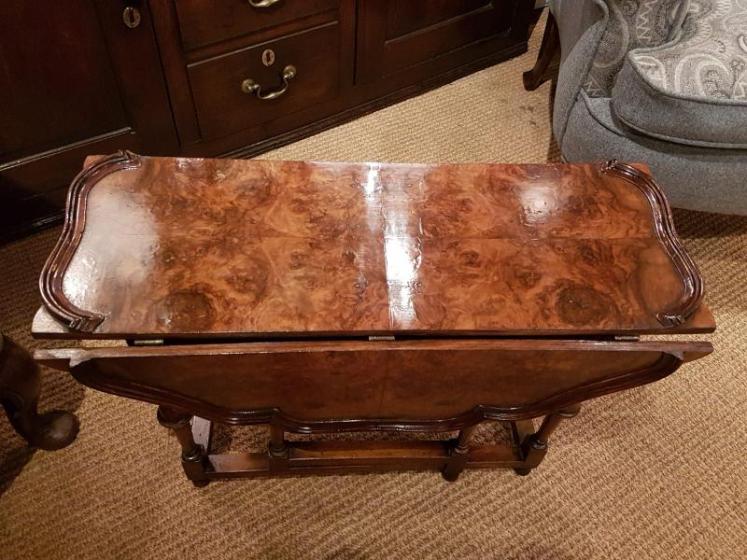 Superb Edwardian Burr Walnut Drop Leaf Coffee Table - Image 3