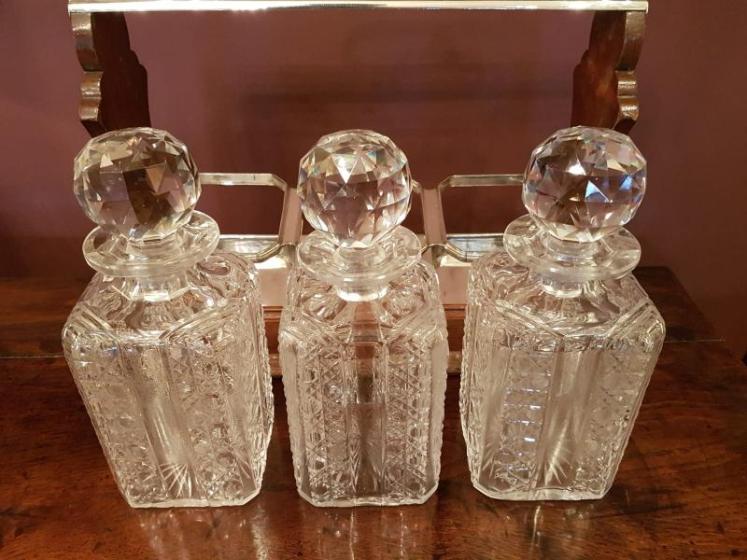 Victorian Oak & Silvered Tilting Three Bottle Tantalus - Image 2