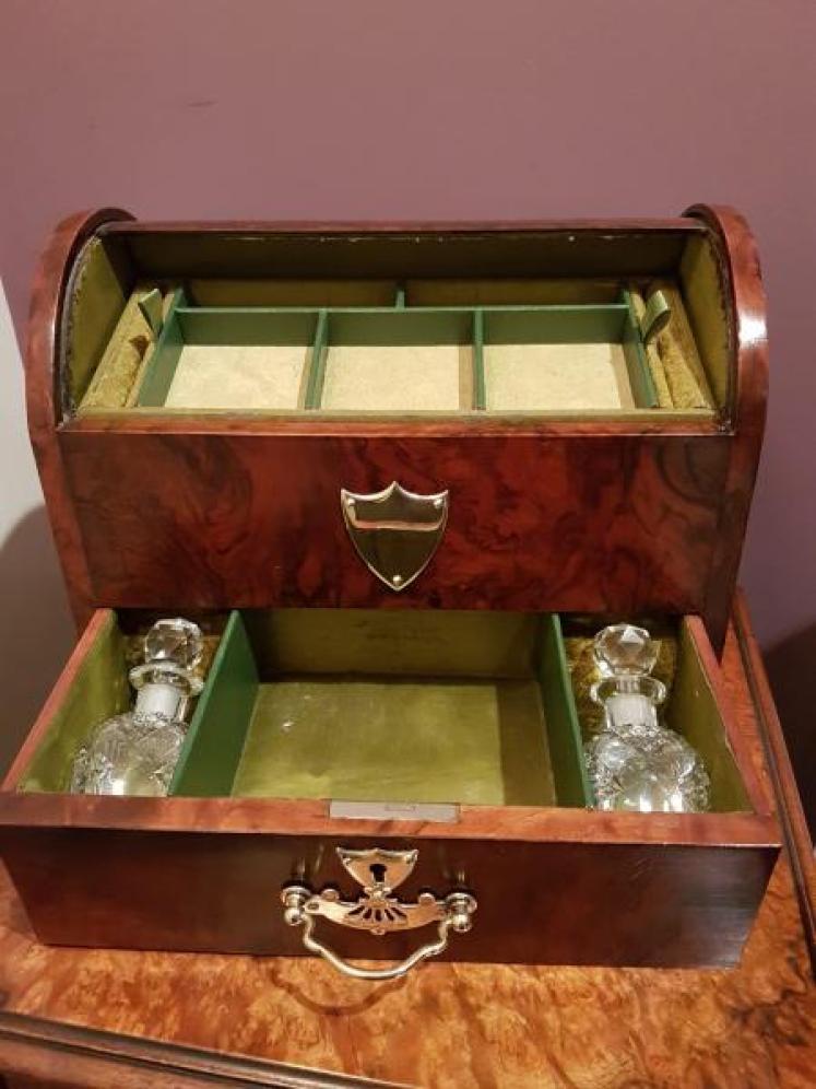 Antique Late Victorian Burr Walnut Tambour Top Jewellery Casket - Image 2