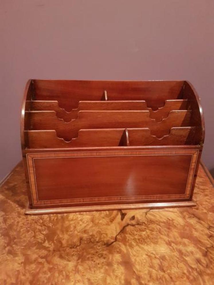 Fine Quality Late Victorian Mahogany Waterfall Letter Rack - Image 1