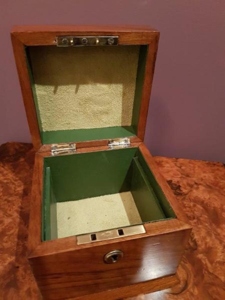 Small Victorian Walnut Dome Top Jewel Box - Image 4