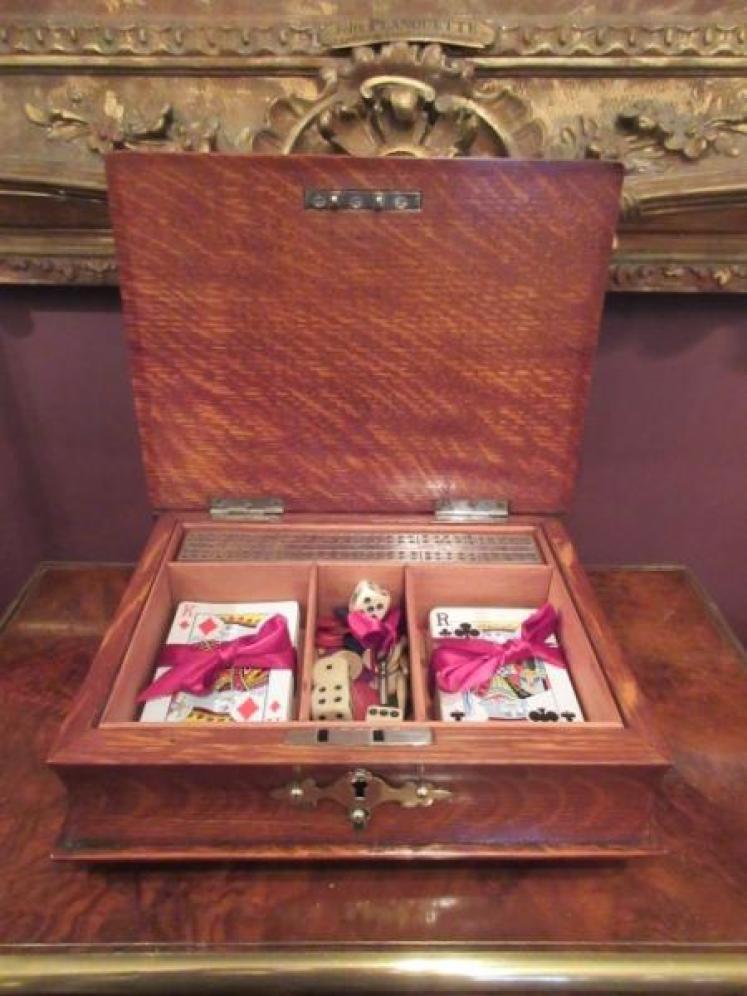 Antique Polished Oak 'Book' Games Case - Image 1