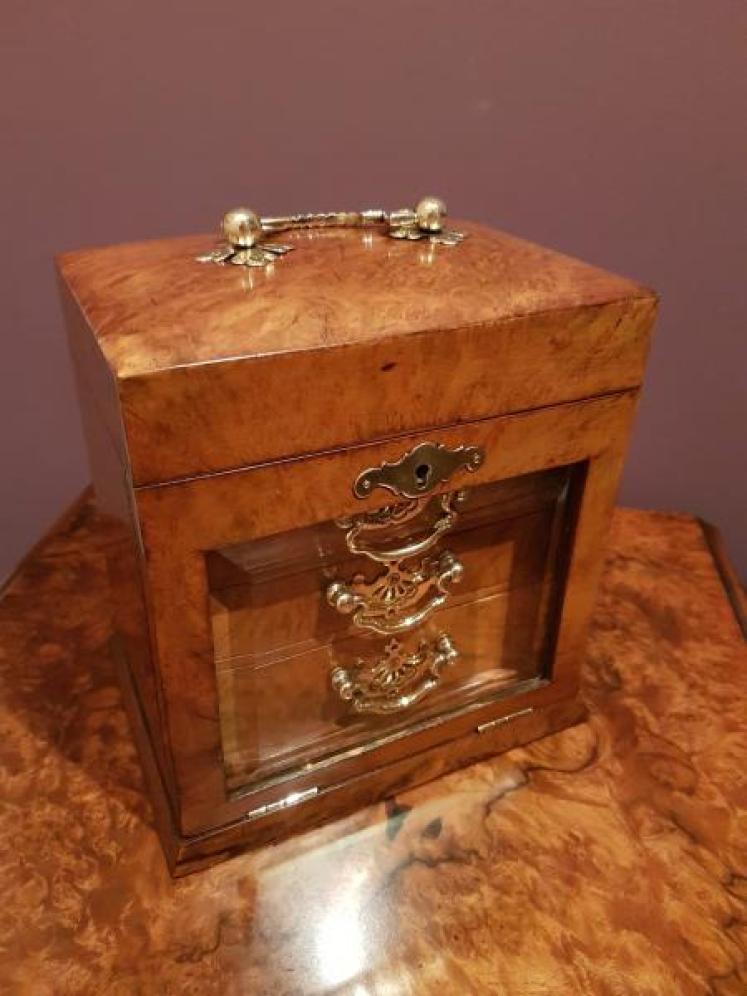 Fabulous Antique Burr Walnut Jewellery Box - Image 1