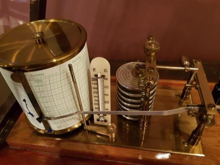 Edwardian Period Mahogany Barograph with Thermometer - Image 3