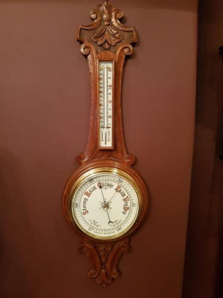 Quality Antique Carved Oak Banjo Barometer - Image 1