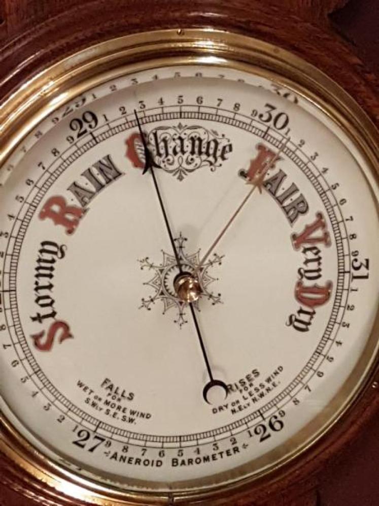 Quality Antique Carved Oak Banjo Barometer - Image 2