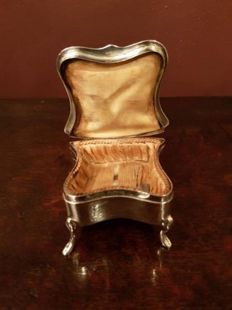 Antique Edwardian Period Silver Ring Box - Image 2