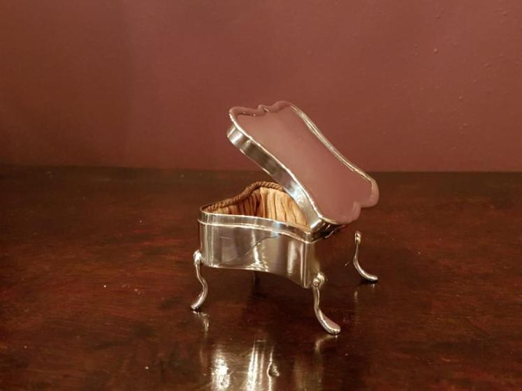 Antique Edwardian Period Silver Ring Box - Image 4