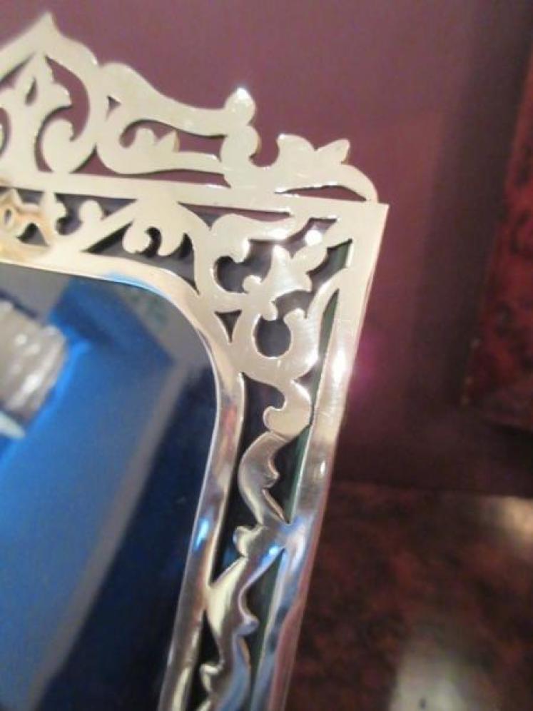 1930's Silver Fretwork Photo Frame - Image 4