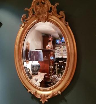Superb Victorian Timber Gilt Oval Mirror