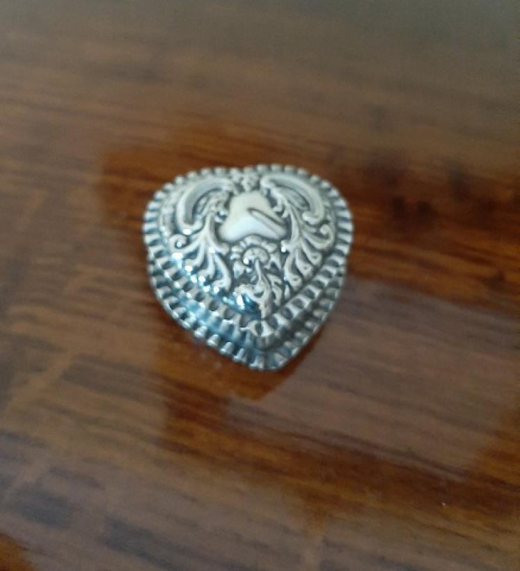 Antique Silver Heart Shaped Trinket Box - Image 5