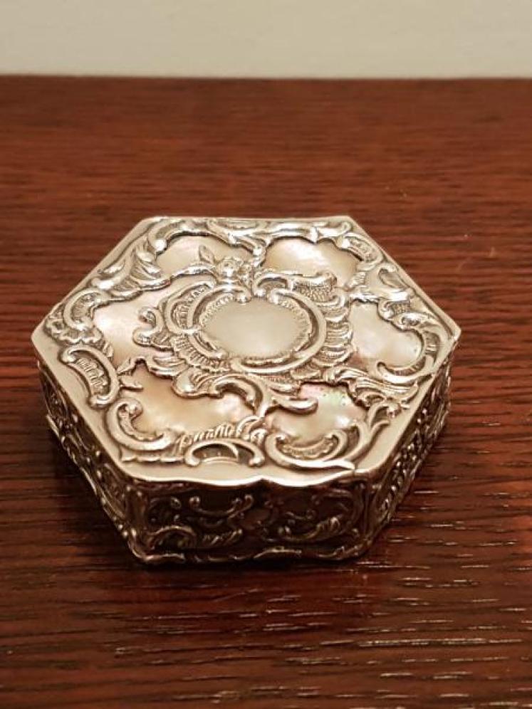 Victorian Silver and Mother of Pearl Box - Image 1