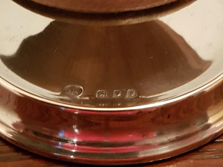 George V Period Silver Cotton Dispenser - Image 4