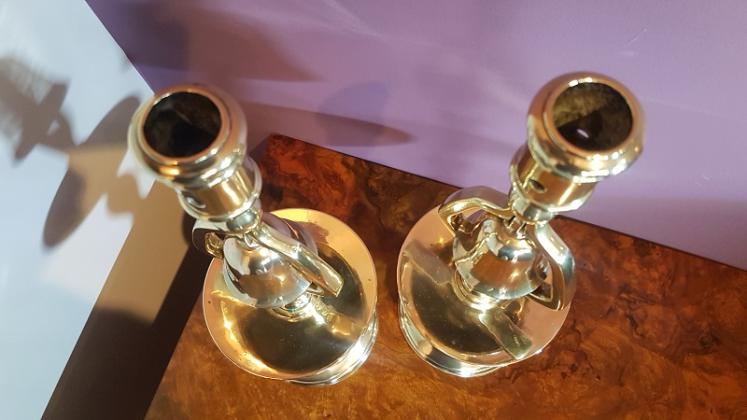 Pair of George III Brass Tavern Candlesticks - Image 5